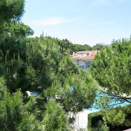 Parco Hemingway-13 By Interhome *